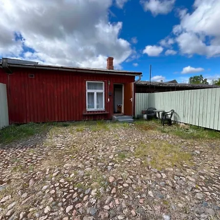 Kesklinna Retrohoov Apartamento Pärnu